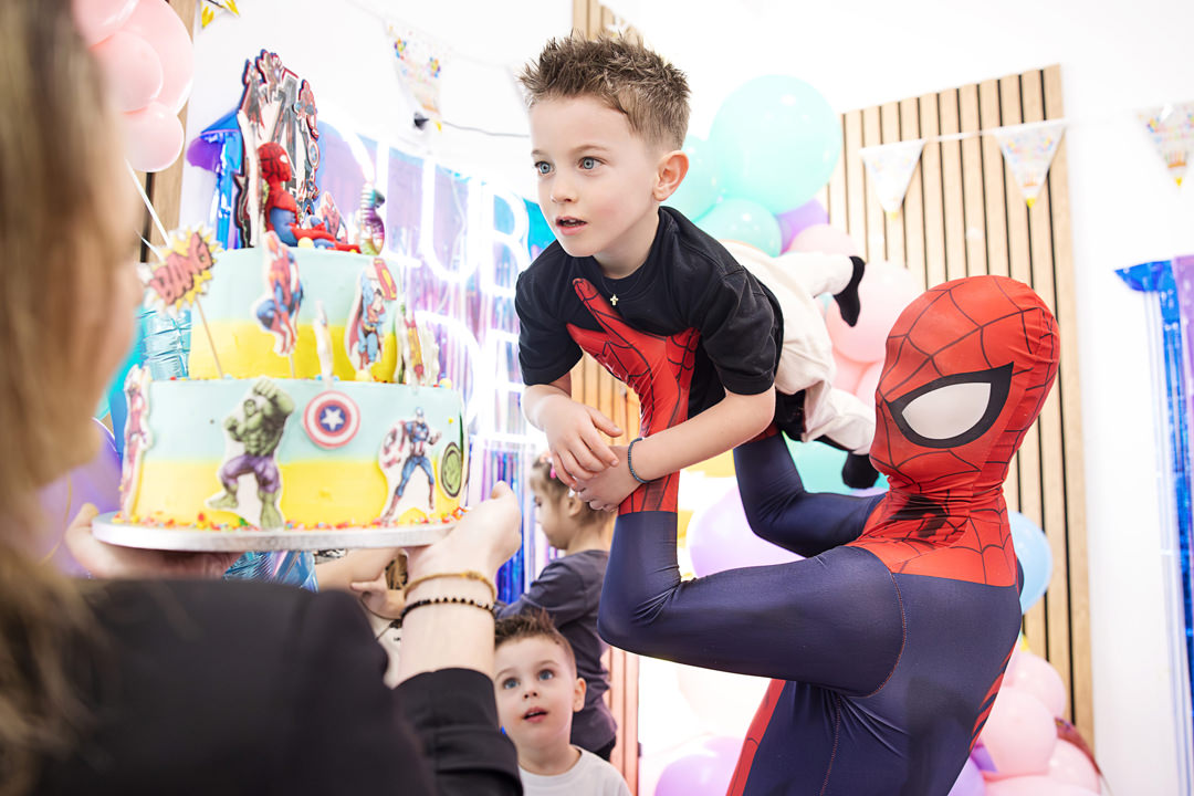 Petrecere aniversara la Club Model Targoviste